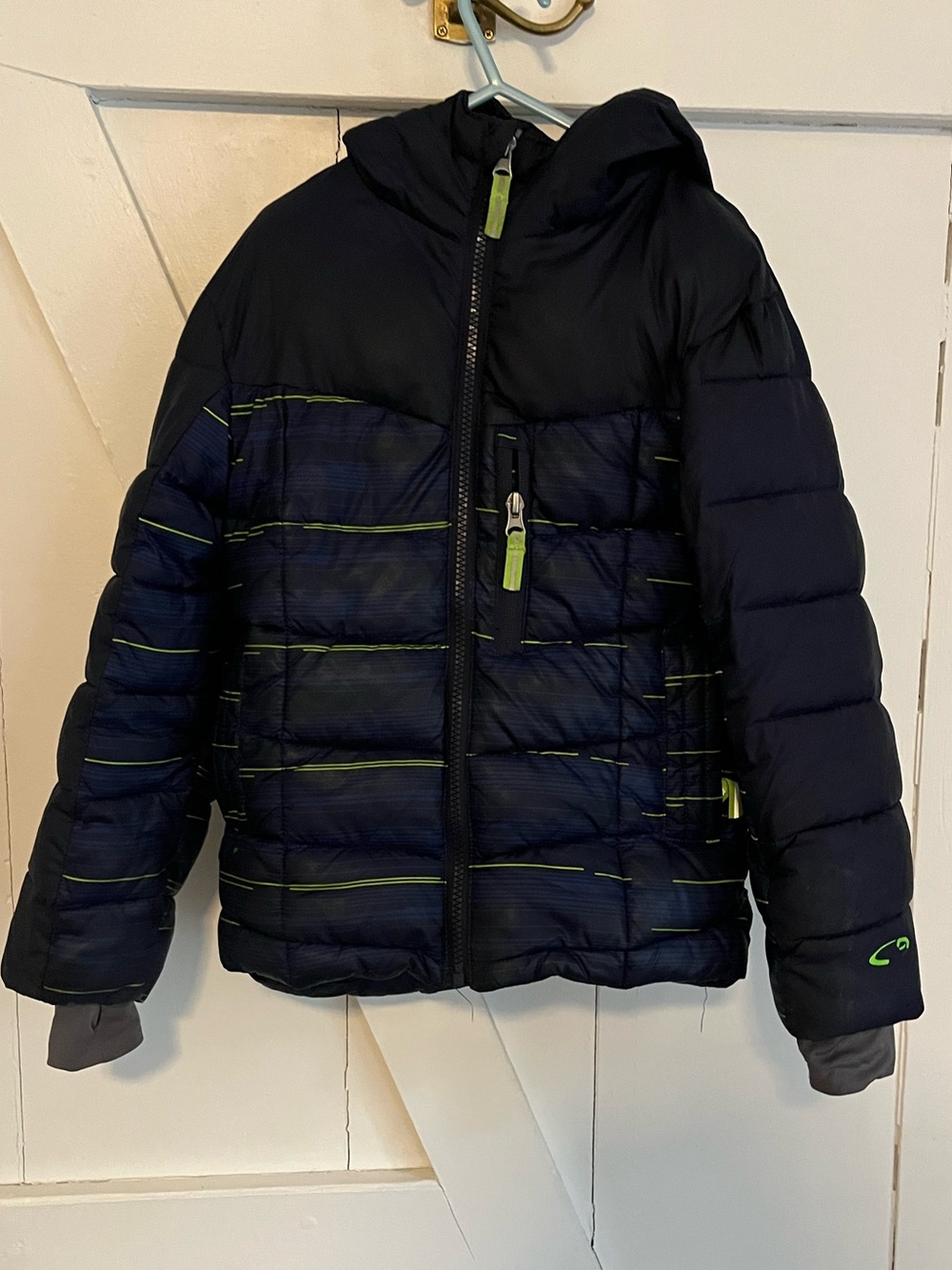Champion kids Black & Blue Striped Puffer Jacket XS